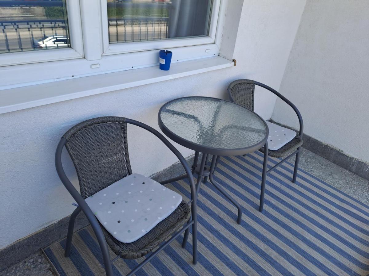 Enjoy Traveling Apartment Tuzla
